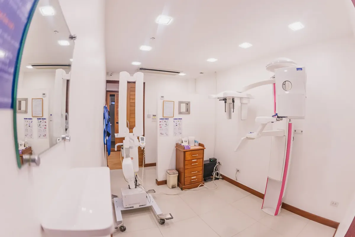 The X-ray room with the clinic CBCT 3D scanner, which also takes panoramic images